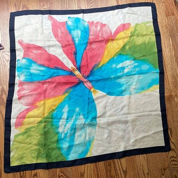 35x34 large silk scarf beautiful colors watercolor butterfly 🦋 - Picture 1 of 7